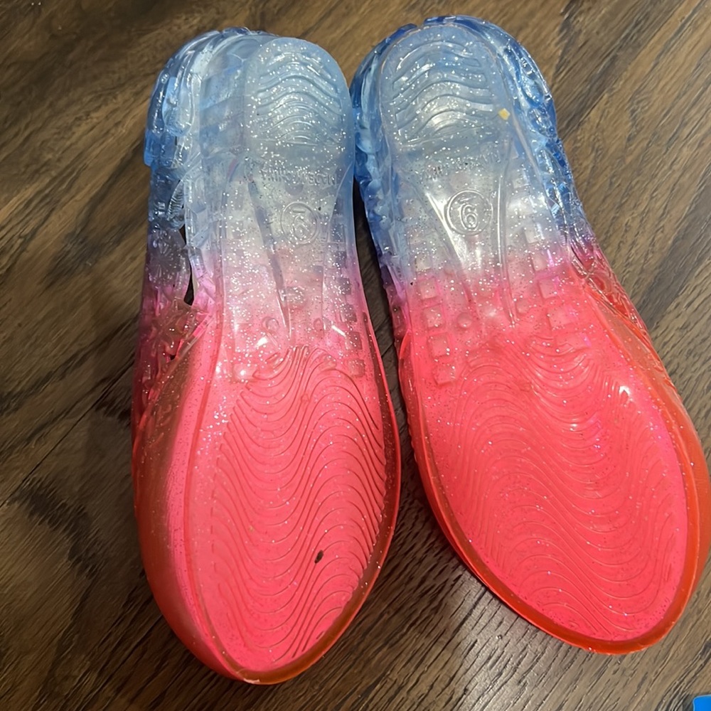 Barely used Frozen Heels - Picture 2 of 3